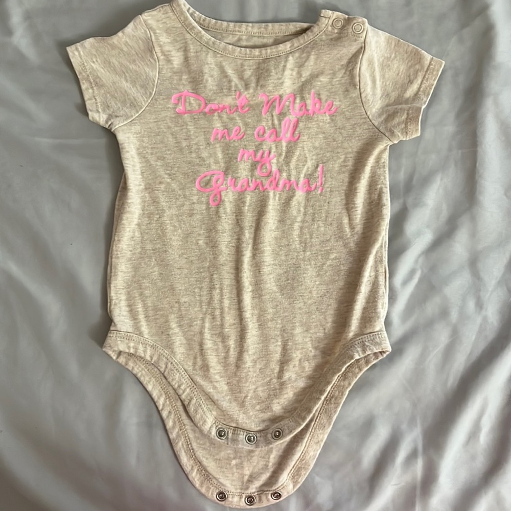 18m Baby Onesie💕